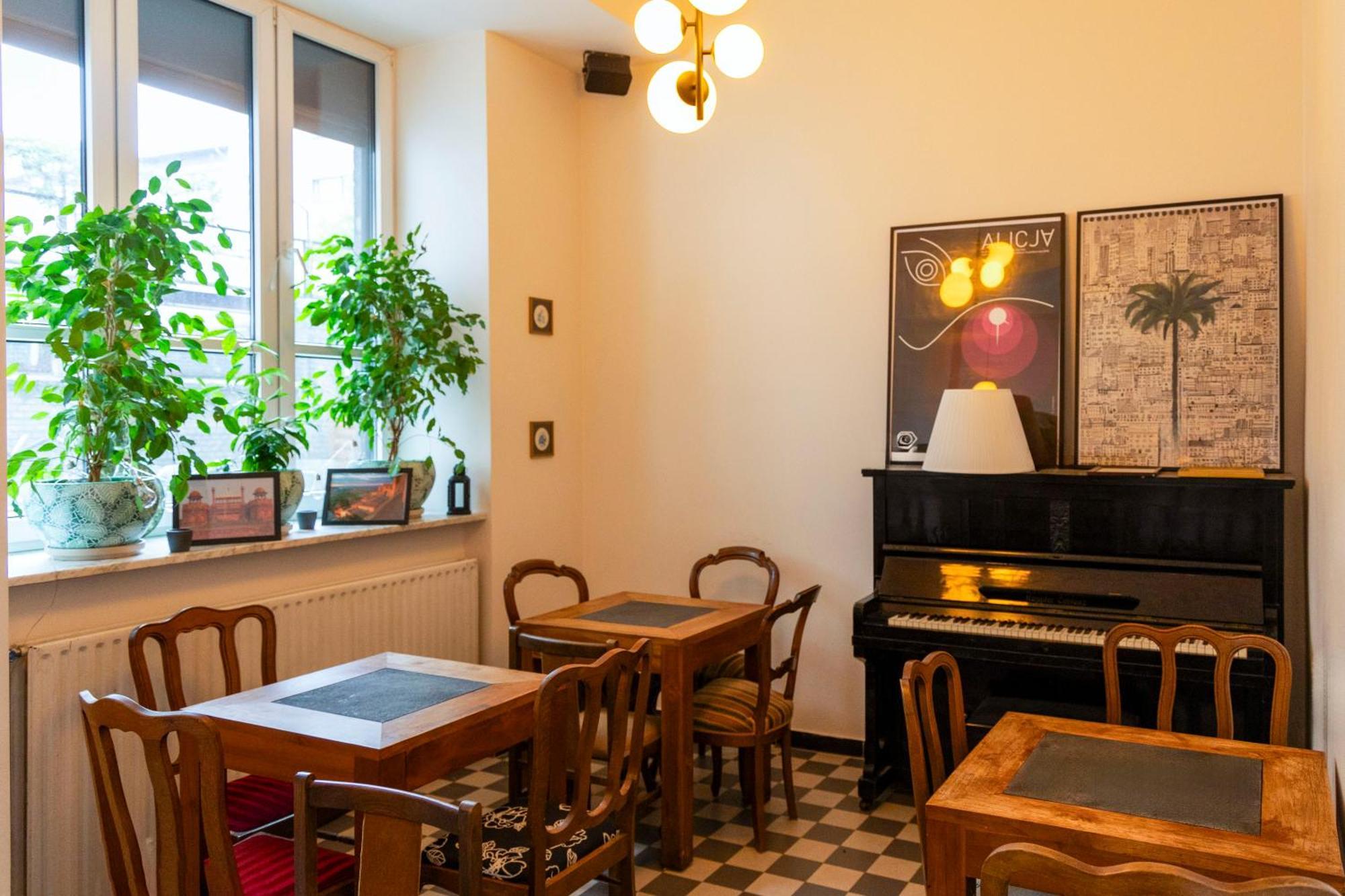 Noclegi Stadion Bed & Breakfast Warschau Exterior foto