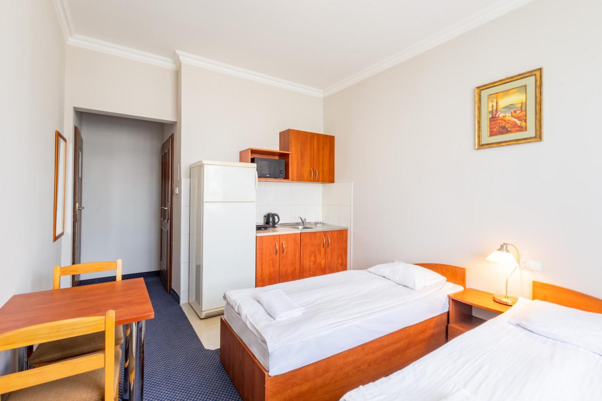Noclegi Stadion Bed & Breakfast Warschau Exterior foto
