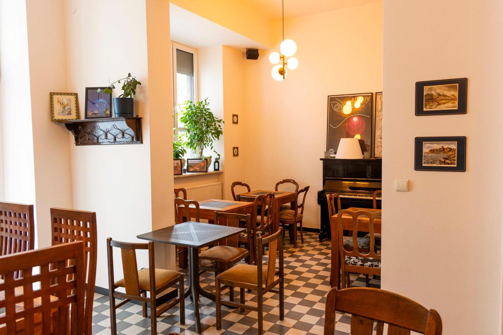 Noclegi Stadion Bed & Breakfast Warschau Exterior foto