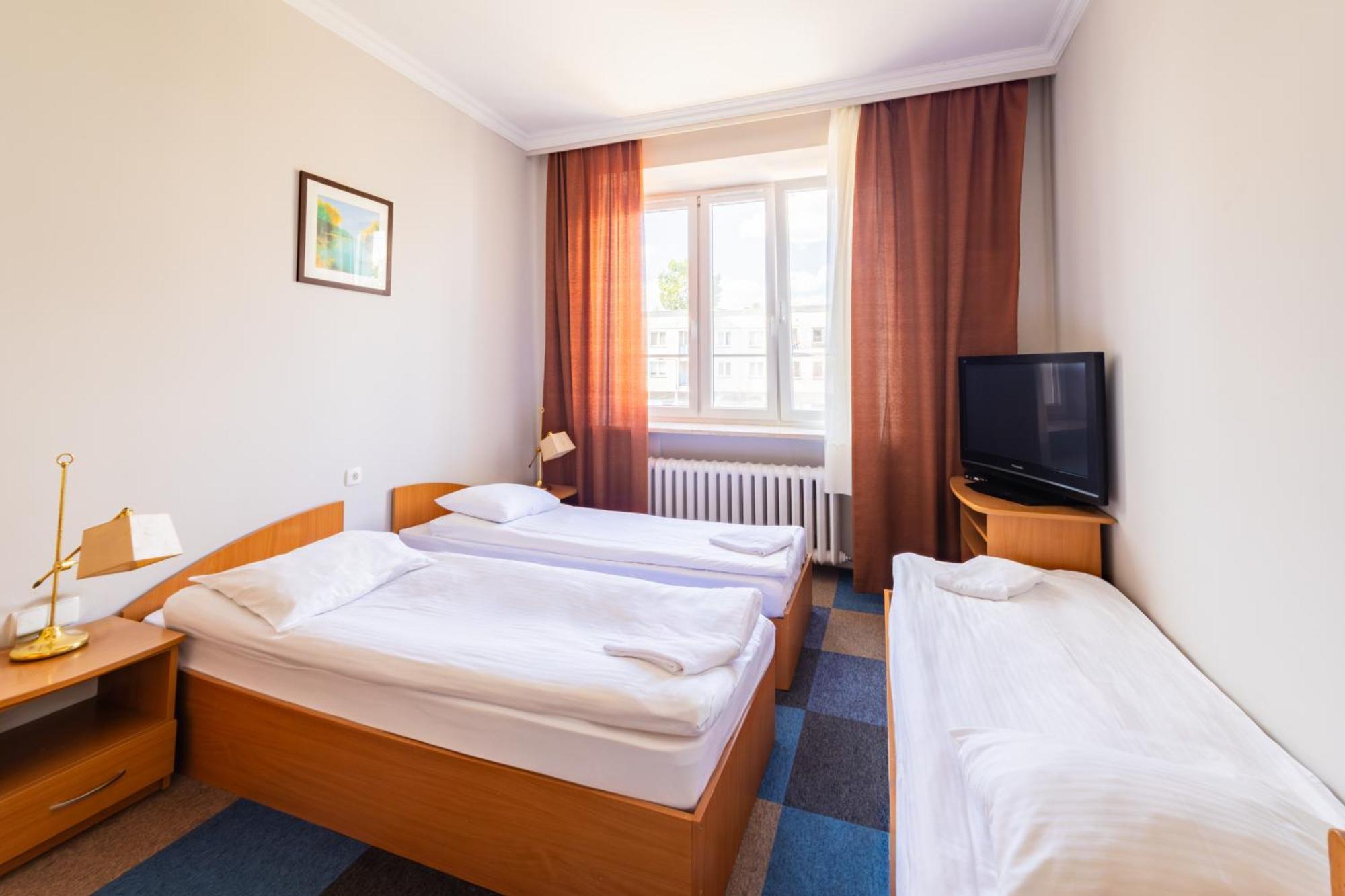 Noclegi Stadion Bed & Breakfast Warschau Exterior foto
