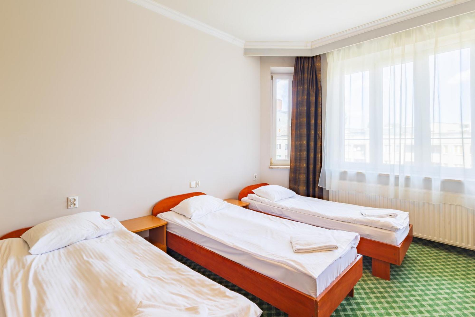 Noclegi Stadion Bed & Breakfast Warschau Exterior foto